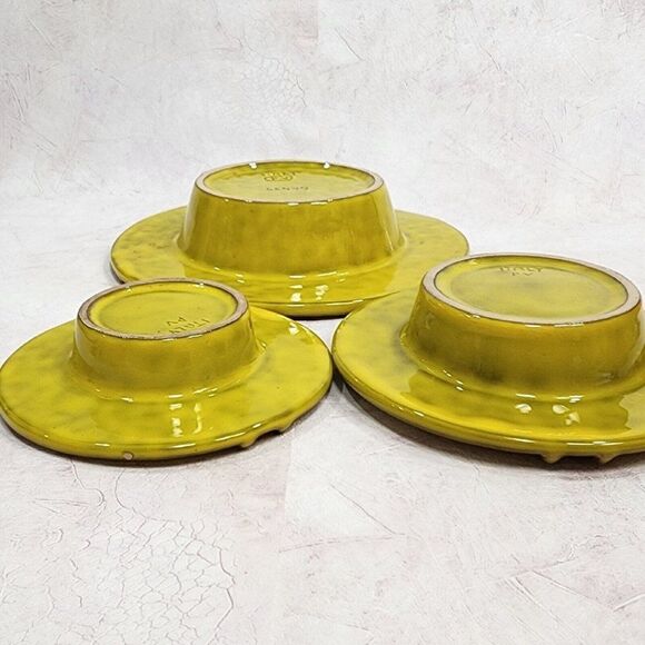 Set of 3 Vtg MC Italy 9"/ 7"/ 6.75" PV Peasant Village Pottery Yellow Ashtrays - Picture 15 of 16